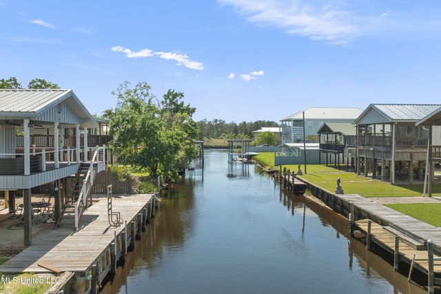 5026 Kilimanjaro Street, Bay Saint Louis, MS 39520