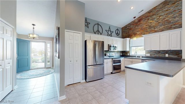 5653 Lisa Oval, Medina, OH 44256