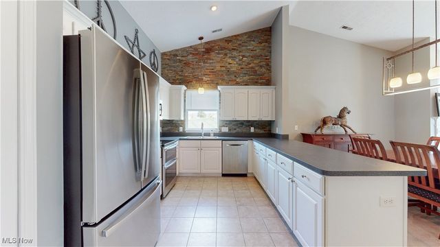 5653 Lisa Oval, Medina, OH 44256