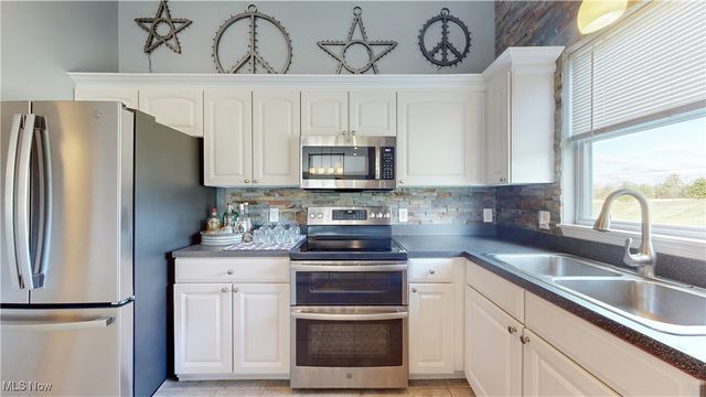 5653 Lisa Oval, Medina, OH 44256