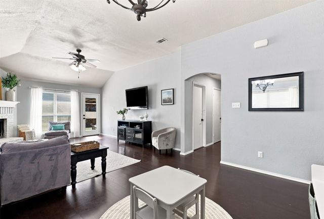 2309 Halladay Trail, Fort Worth, TX 76108