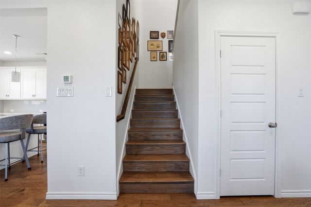 109 Crossroads Circle, Westworth Village, TX 76114