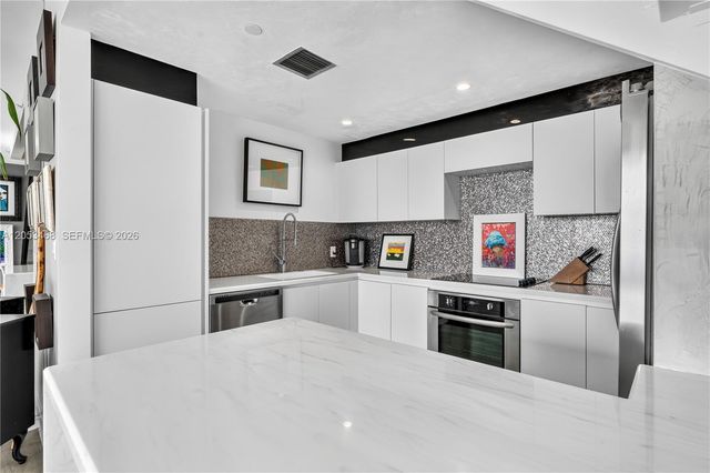1000 Venetian Way 810, Miami Beach, FL 33139