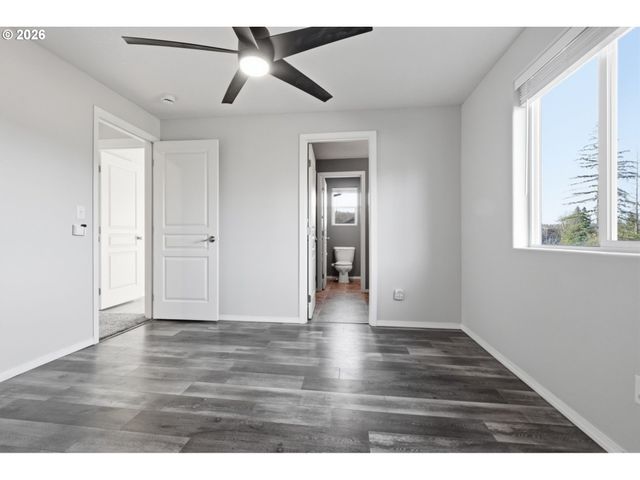 36713 INDIAN SUMMER St, Sandy, OR 97055