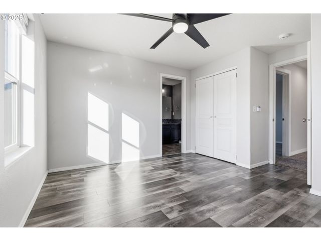 36713 INDIAN SUMMER St, Sandy, OR 97055