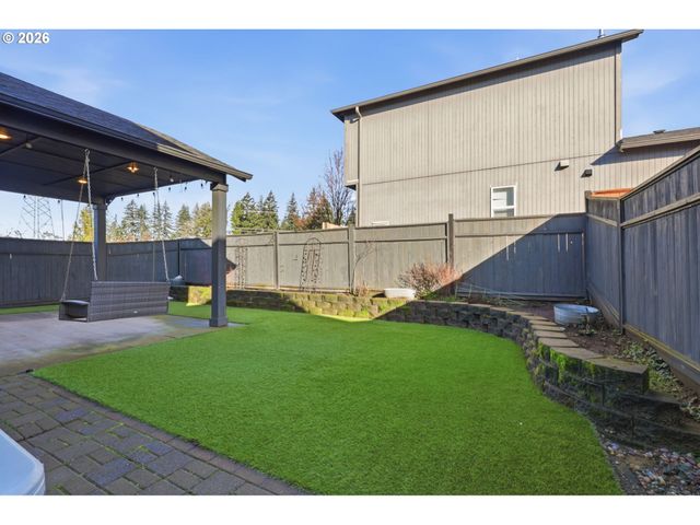 36713 INDIAN SUMMER St, Sandy, OR 97055