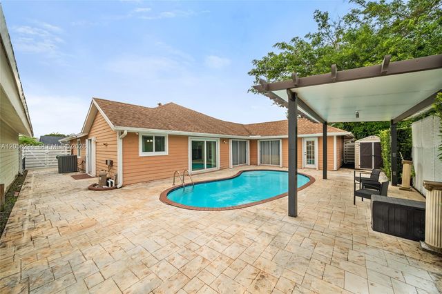 14145 SW 100th Terrace, Miami, FL 33186
