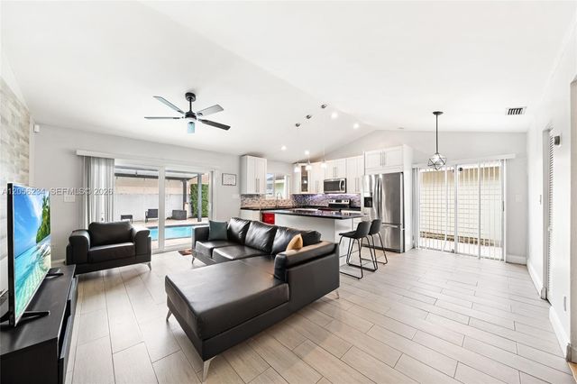 14145 SW 100th Terrace, Miami, FL 33186
