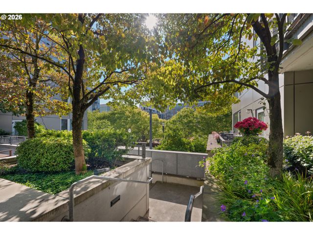 1125 Nw 9TH Ave 418, Portland, OR 97209