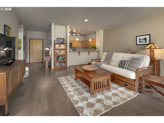 1125 Nw 9TH Ave 418, Portland, OR 97209