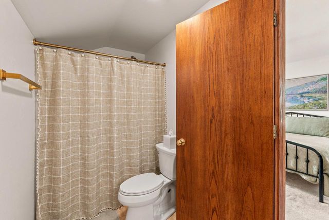 1566 Briarwood LANE, Hartford, WI 53027