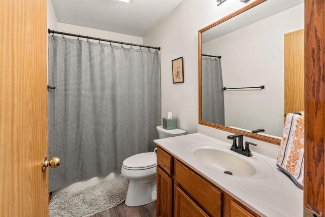 1566 Briarwood LANE, Hartford, WI 53027