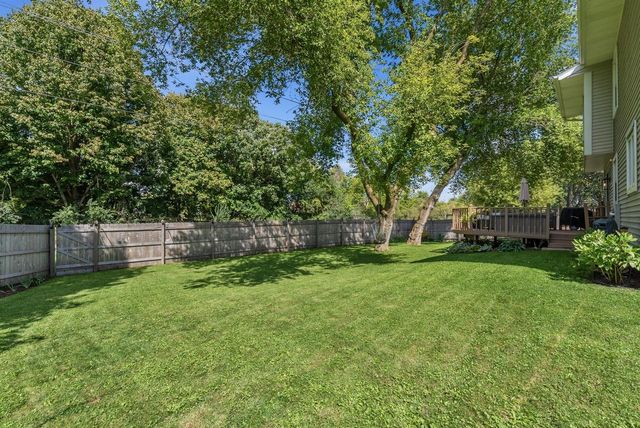 1566 Briarwood LANE, Hartford, WI 53027