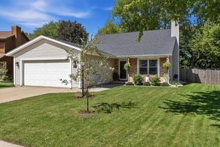 1566 Briarwood LANE, Hartford, WI 53027