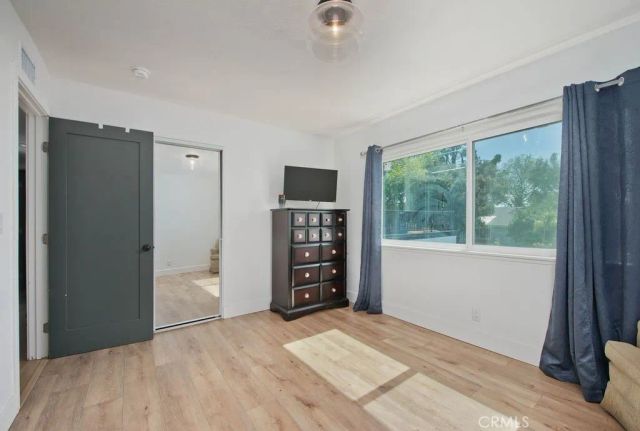 2057 Woodglen Street, Simi Valley, CA 93065