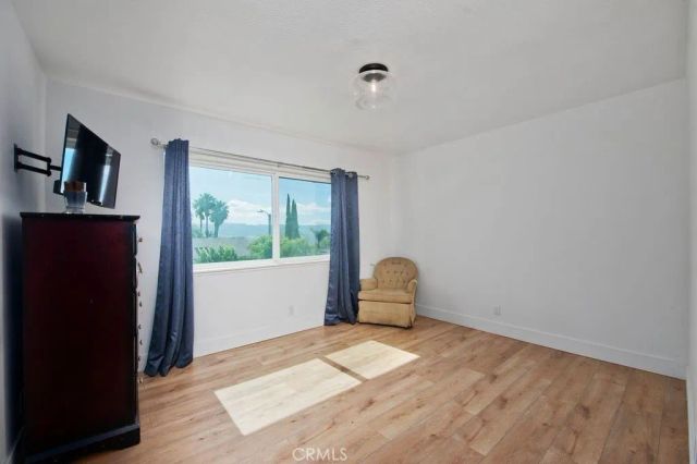 2057 Woodglen Street, Simi Valley, CA 93065