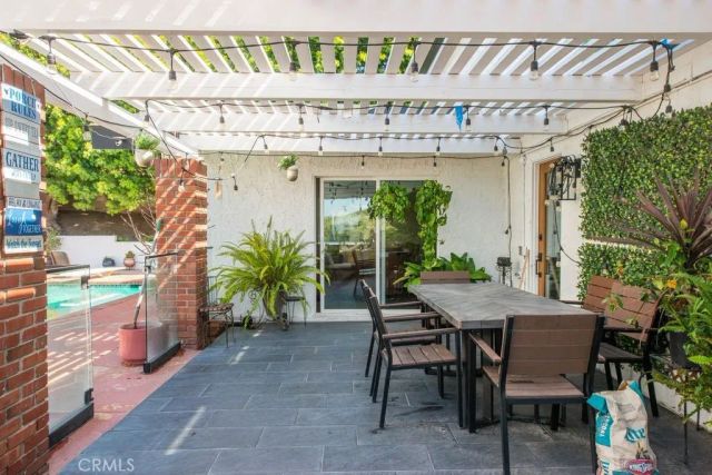 2057 Woodglen Street, Simi Valley, CA 93065