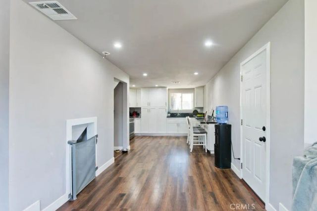 2057 Woodglen Street, Simi Valley, CA 93065