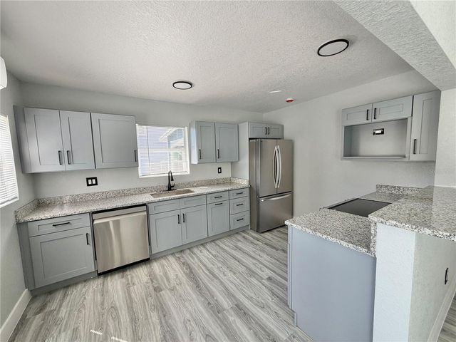 2728 FIRST AVENUE S, St Petersburg, FL 33712