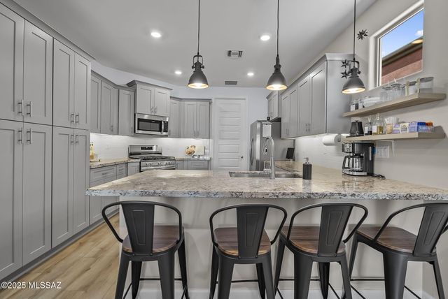 2125 Embarcadero Way, Tubac, AZ 85646