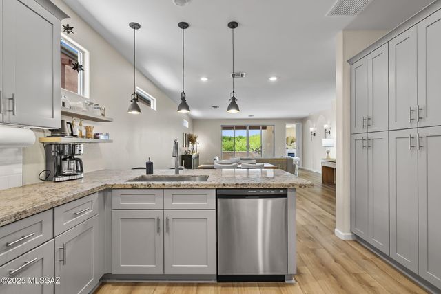 2125 Embarcadero Way, Tubac, AZ 85646