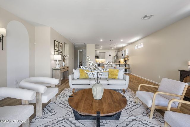 2125 Embarcadero Way, Tubac, AZ 85646