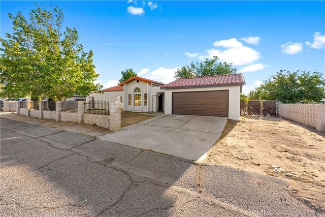 40251 Fieldspring, Palmdale, CA 93591