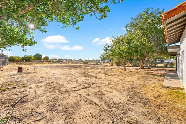 40251 Fieldspring, Palmdale, CA 93591