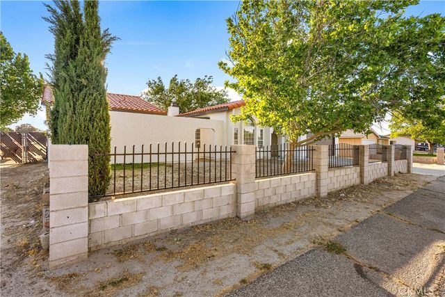 40251 Fieldspring, Palmdale, CA 93591
