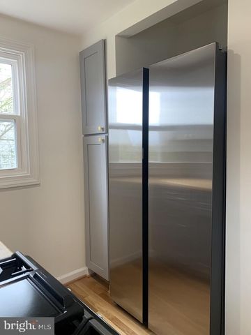 107 GIBSON ST, Fredericksburg, VA 22401