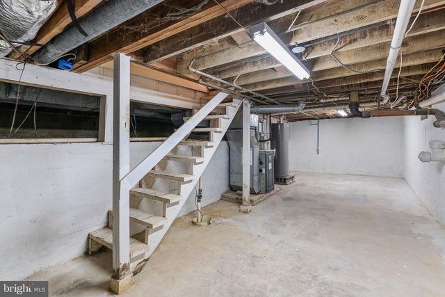 107 GIBSON ST, Fredericksburg, VA 22401