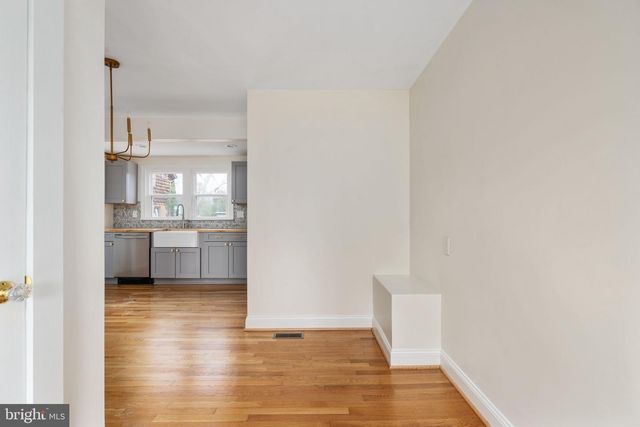 107 GIBSON ST, Fredericksburg, VA 22401