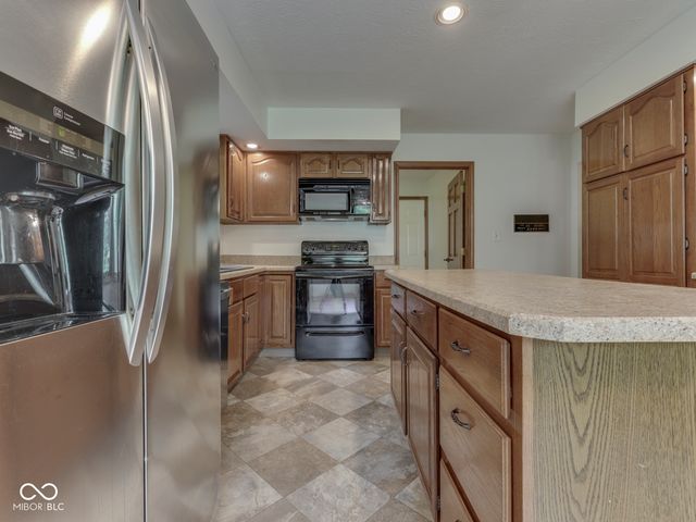 4124 Windsor Court, Greenwood, IN 46142