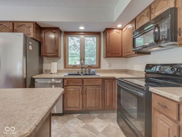 4124 Windsor Court, Greenwood, IN 46142