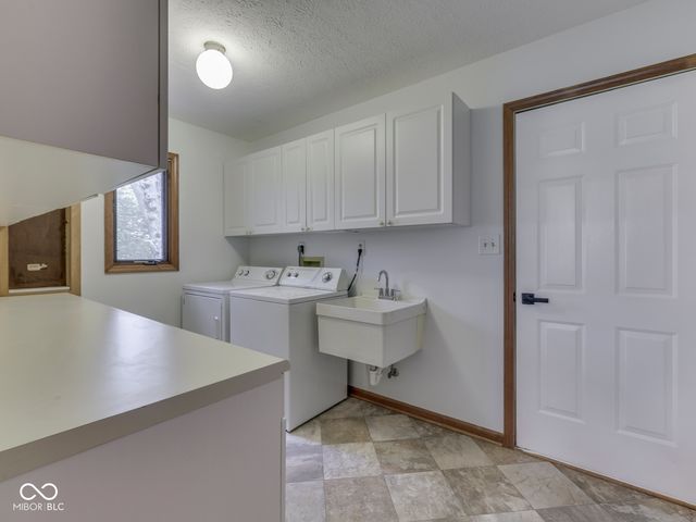 4124 Windsor Court, Greenwood, IN 46142