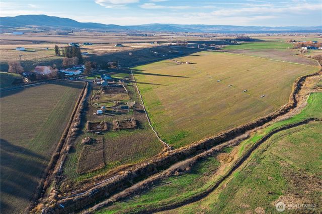 10881 Upper Badger Pocket Rd, Ellensburg, WA 98926