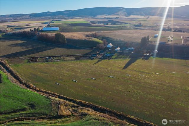 10881 Upper Badger Pocket Rd, Ellensburg, WA 98926