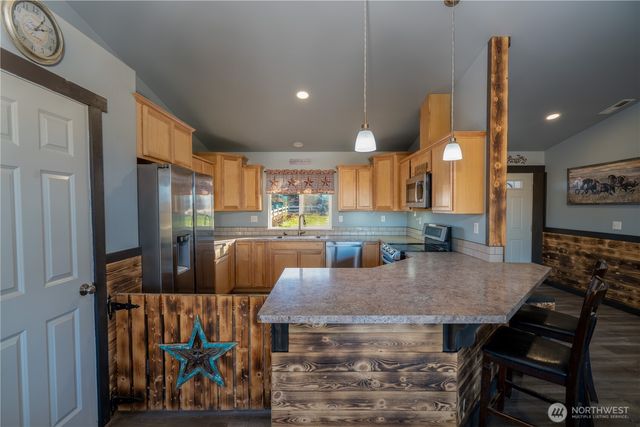 10881 Upper Badger Pocket Rd, Ellensburg, WA 98926