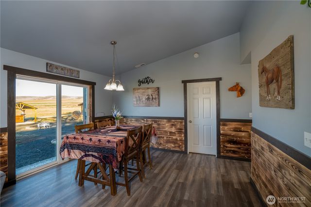 10881 Upper Badger Pocket Rd, Ellensburg, WA 98926