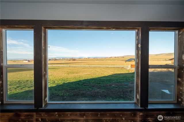 10881 Upper Badger Pocket Rd, Ellensburg, WA 98926