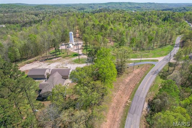 2135 Carter Route D, Van Buren, MO 63965