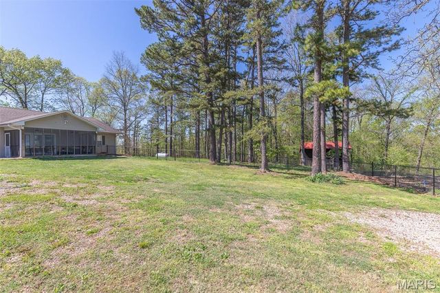 2135 Carter Route D, Van Buren, MO 63965