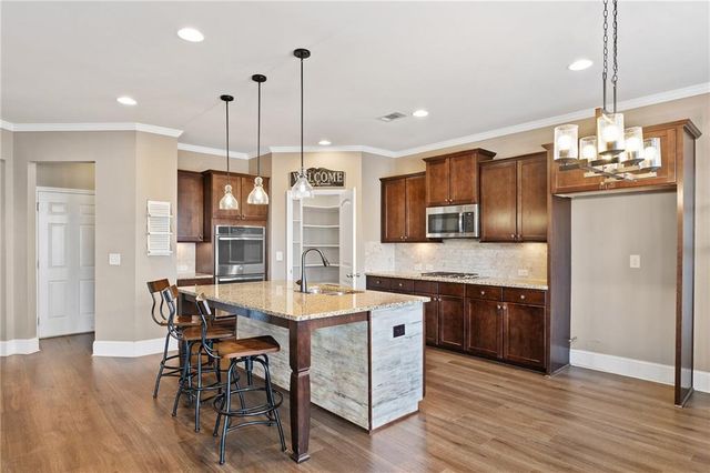 5610 Chestnut Drive, Cumming, GA 30040