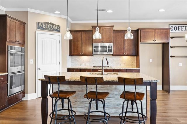 5610 Chestnut Drive, Cumming, GA 30040