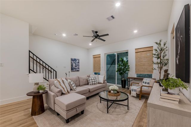 1911-1913 Dewalt Street, Houston, TX 77088