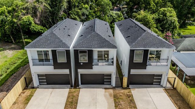 1911-1913 Dewalt Street, Houston, TX 77088