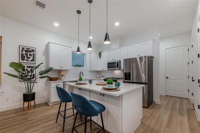 1911-1913 Dewalt Street, Houston, TX 77088