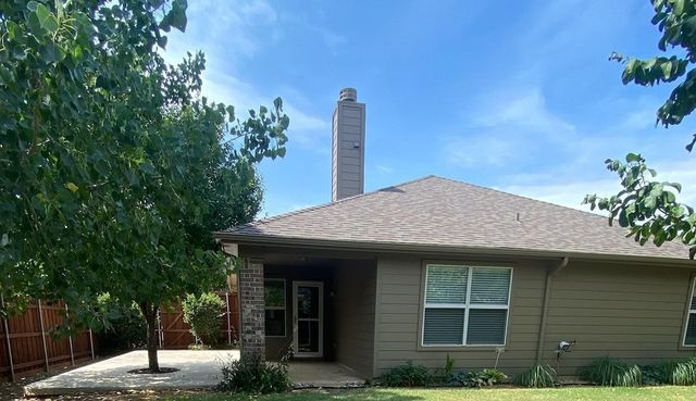 2021 Fairmount Park Drive, Denton, TX 76210