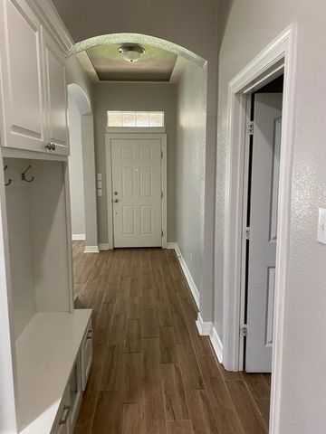 2021 Fairmount Park Drive, Denton, TX 76210