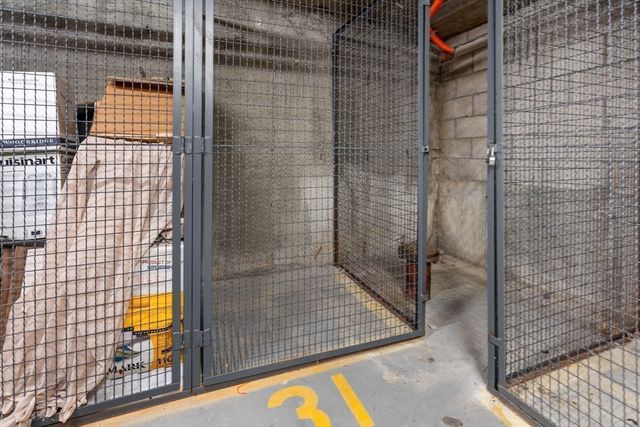 57 Broadlawn Park 14B, Boston, MA 02132